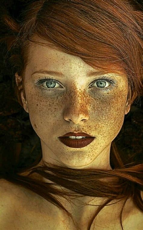 Hermosa Beautiful Freckles Beautiful Eyes Portrait