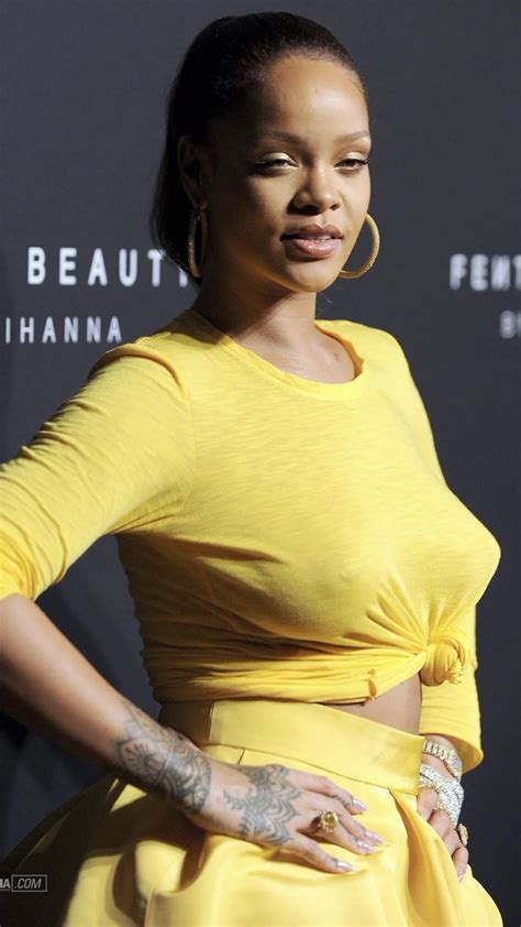 ɴꜱꜰᴡ On Twitter Rihannas Perky Tits 💛