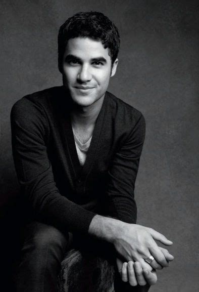 black and white perfection darren criss in 2019 darren criss darren criss glee glee cast