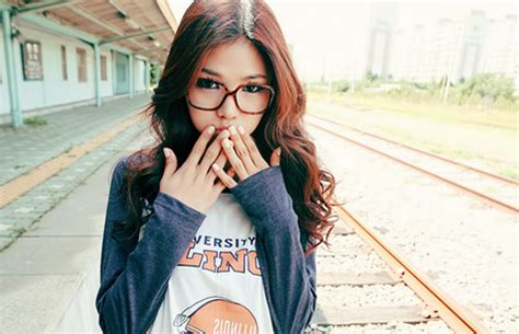 gorgeous girls with glasses page 3 amped asia magazine