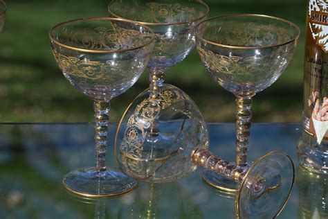 Vintage Crystal Gold Etched Cocktail Glasses Set Of 4 Vintage Gold