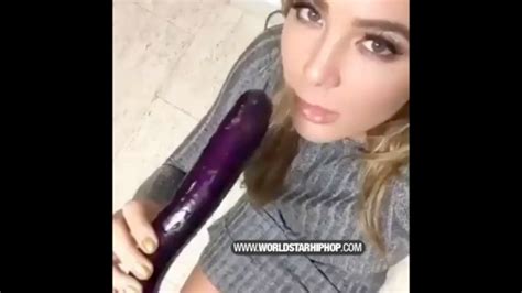 well damn chick deepthroats a long eggplant video