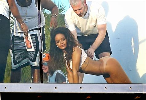 thefappening rihanna nude 24 photos the fappening