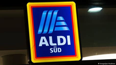 supermarket aldi recalls sausages  listeria scare  hanover news dw