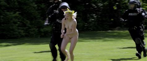Nude Video Celebs Marie Josee Croze Nude Giulia Ando Nude Le