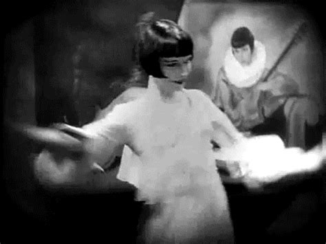 Louise Brooks Nude Pics Page 1