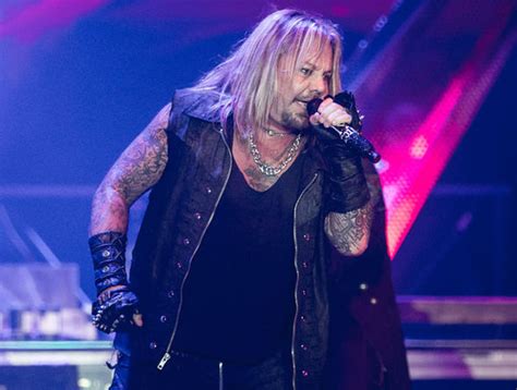 Nicolas Cage Gets Into Physical Fight With Motley Crue S Vince Neil