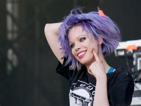 Alice Glass Wallpapers Wallpaper Cave