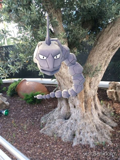 Onix Es Un Pokémon De Tipo Roca Y Tierra No Tiene