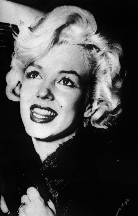 men who think that a woman s past love affairs lessen her love for marilyn monroe quotes