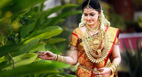 40 Beautiful Kerala Wedding Photography Examples And Top Photographers