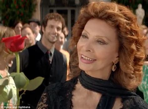 Sophia Loren Stars In Dolce And Gabbana S Perfume Campaign