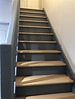 Résultat d’image pour Escalier peint En Gris. Taille: 75 x 99. Source: www.pinterest.jp