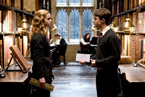 Seven Amusing Harry Potter Moments To Get You Through January