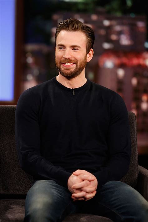 Chris Evans Doesn T Think He S Hot—and For Good Reason E Online