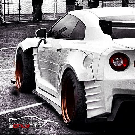 another amazing white nissan skyline gt r r35 gtr only