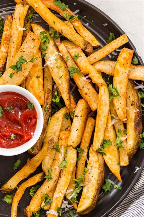 air fryer french fries recipe natashaskitchencom