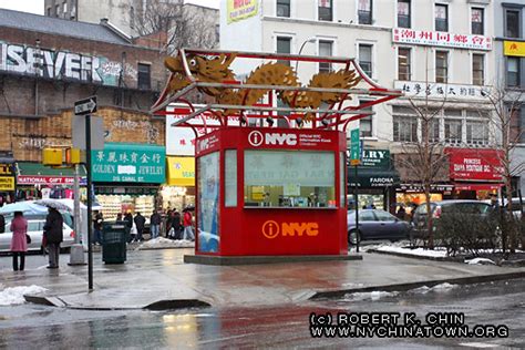 new york city chinatown storefronts canal street nyc information