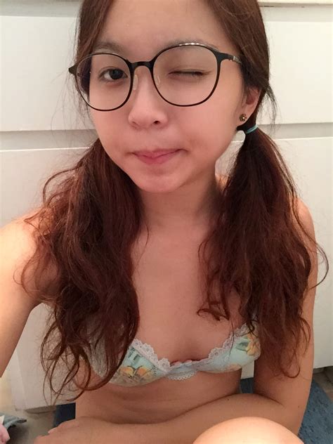 Asian Teen Slut From California Nude Scandal