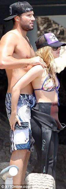 4th of july avril lavigne and brody jenner hit the surf daily mail online