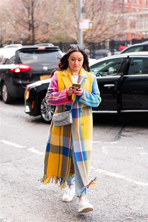 the best new york fashion week street style 2020 karya