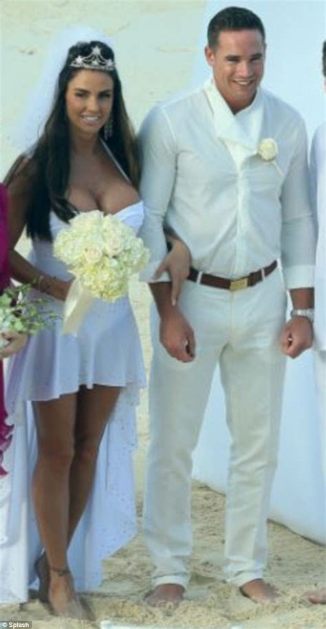 Brides To Be Take Note The Top 10 Worst Celebrity Wedding Dresses Ever