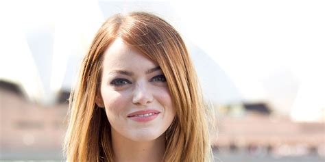 emma stone brought to tears by the spice girls