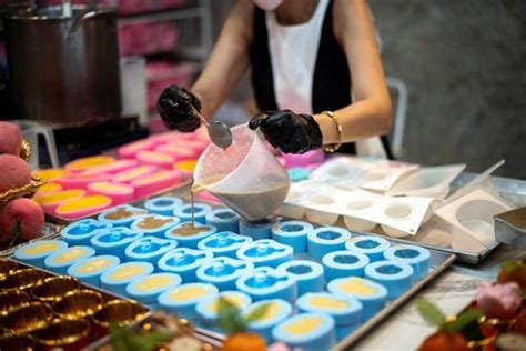 toko kue  bangkok  buat makanan sesajen imlek  puding kelapa