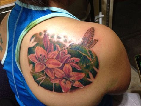 Hummingbird And Lilies Tattoo Lilytattoo Lily Tattoo Tattoos Body Art