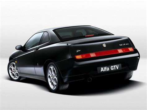 alfa romeo gtv technical specifications  fuel economy
