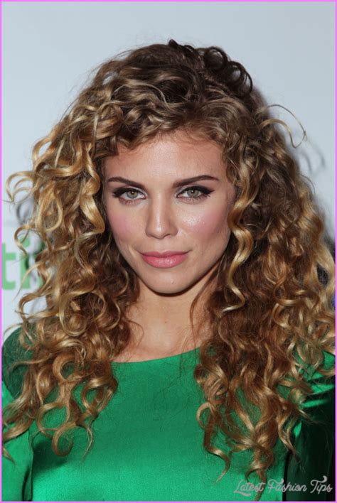 long curly hairstyles latestfashiontipscom