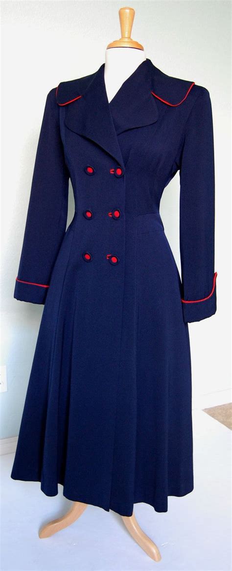 whats not to love about this 1940s red and navy double breasted princess coat vintage outfits