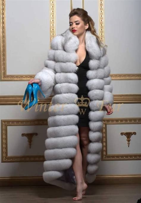 1000 Images About Elegant Women In Furs On Pinterest Coats Foxes