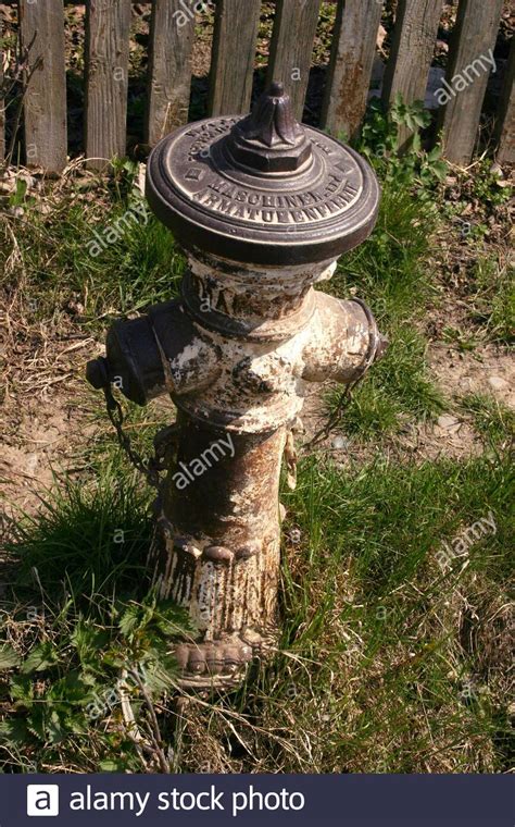 vintage hydrant stockfotos und bilder kaufen alamy
