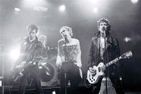 sex pistols crash the queen s silver jubilee 1977 10 music