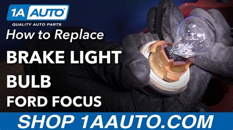 replace brake light bulb   ford focus  auto
