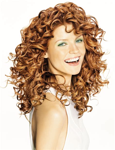 30 best curly hairstyles for women