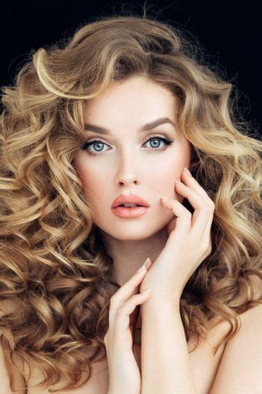 Curly Hairstyles For Long Hair 19 Kinds Of Curls To Consider Curly