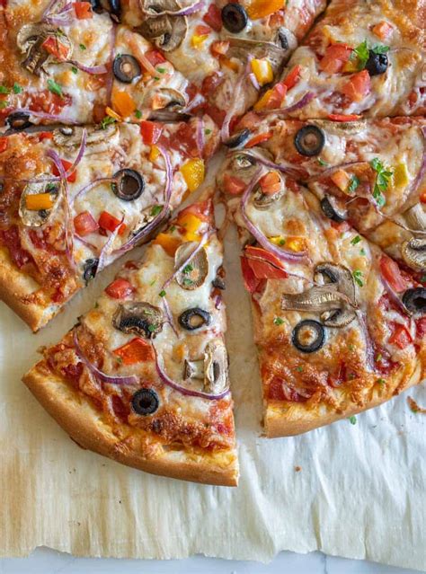 easy veggie pizza recipe homemade pizza  fresh veggies