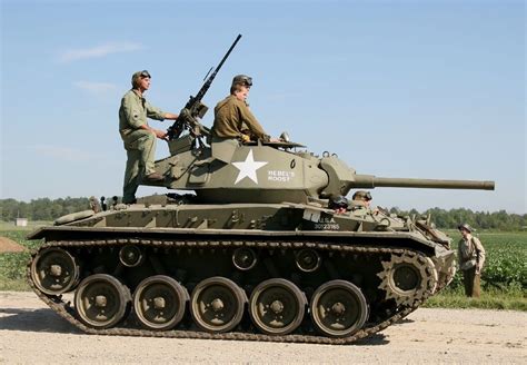 wwii vehicles armored vehicles military vehicles  chaffee