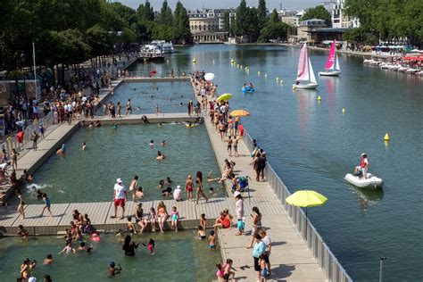 paris s first public pools on the seine are a major success water