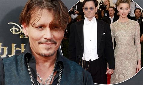 Johnny Depp Is Dating Again Following Messy Divorce Daily Mail Online