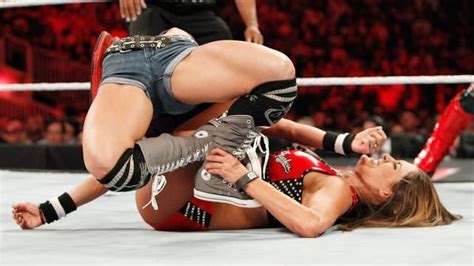 Wwe Divas Champion Nikki Bella Brie Bella And Natalya Vs Aj