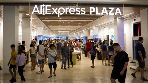 aliexpress abrira su primera tienda fisica en barcelona zonamovilidades