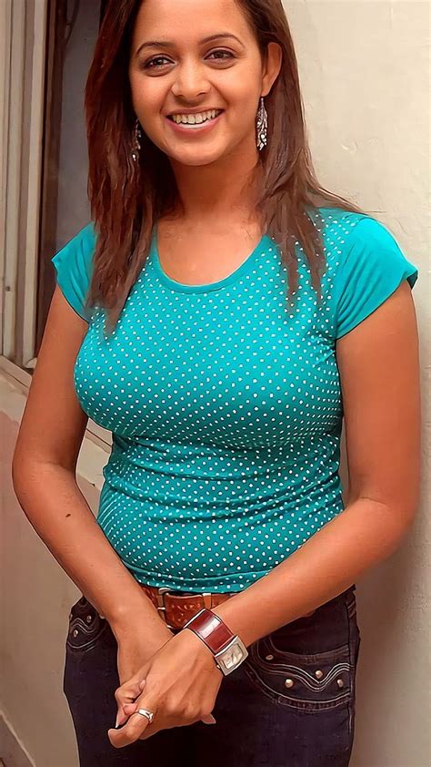 Incredible Compilation Of Full 4k Mallu Aunty Images Over 999