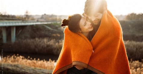 12 Signs You Re Out Of The Honeymoon Phase And How To Get Back There