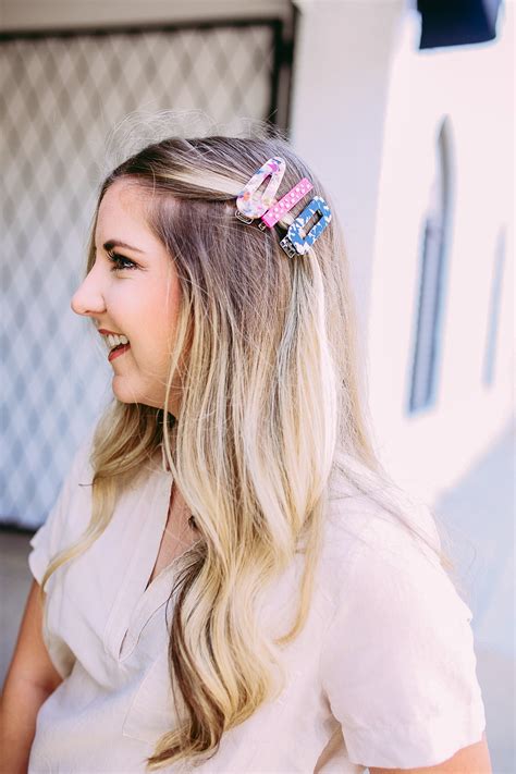 easy ways  wear hair clips thrifty pineapple