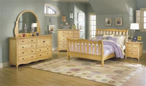 natural wood finish casual pc bedroom set wsleigh bed