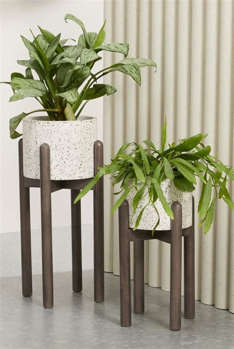 indoor plant pot stands planter  legs standing