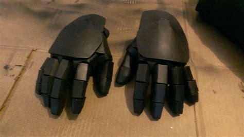 quick  easy iron man gloves tutorial iron man glove gloves diy